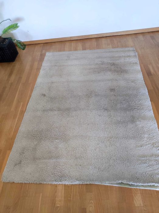 Vende-se 4 tapetes variados