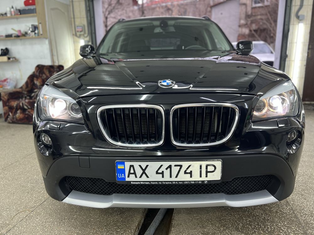 Продам BMW X 1