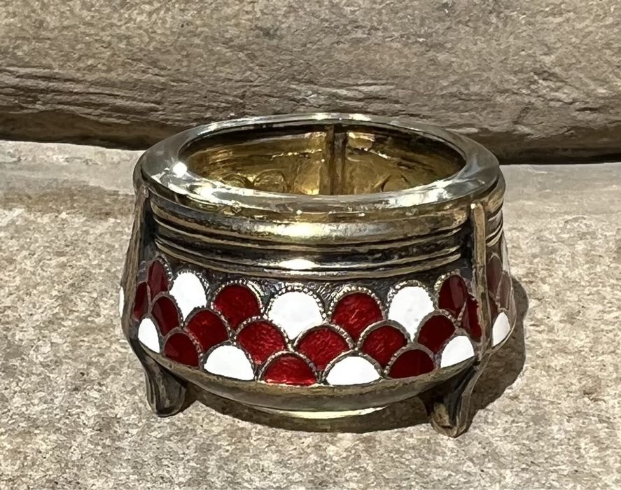 Solniczka vintage emalia