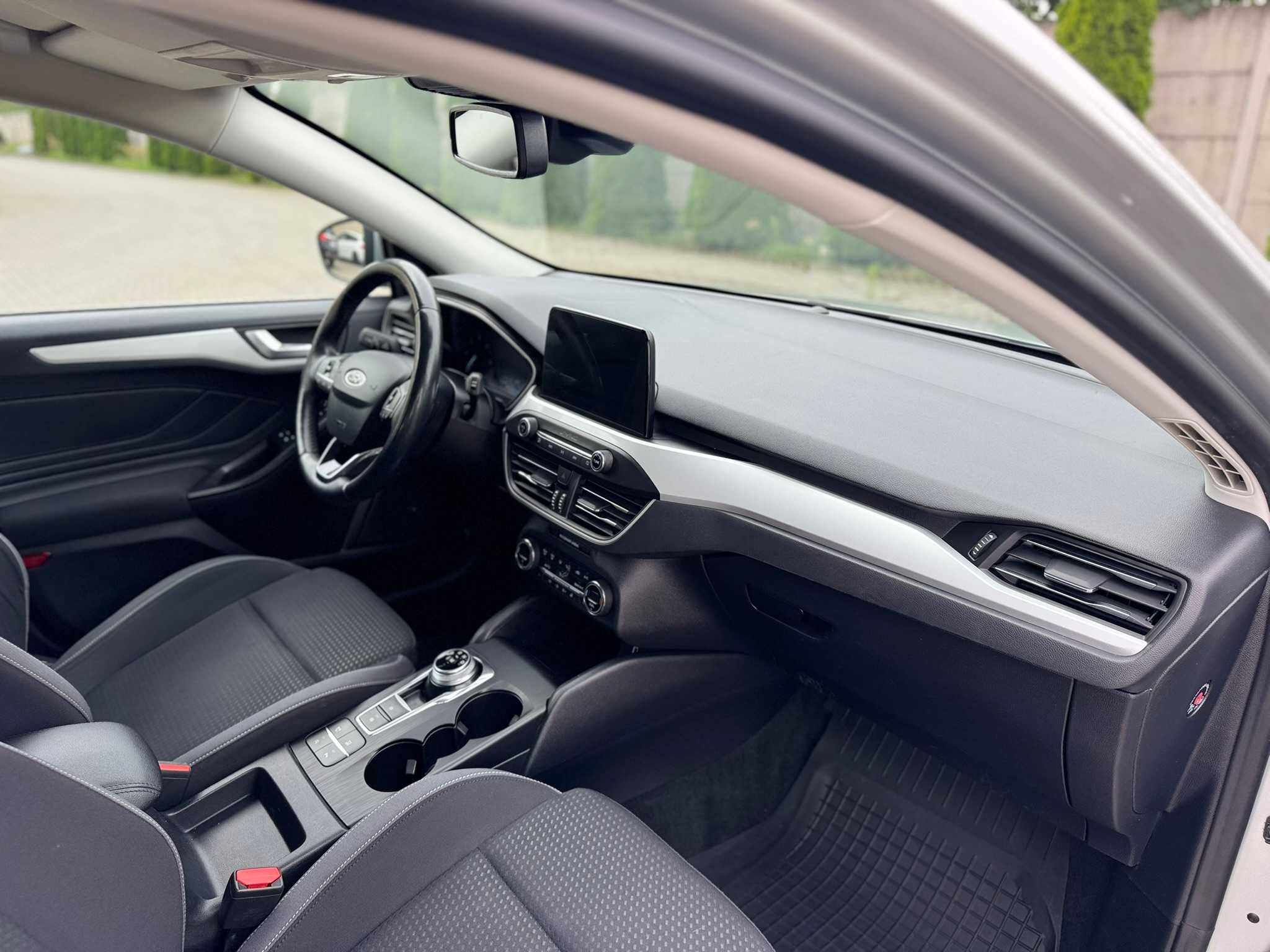 Ford Focus Mk4 1.5 tdci nawigacja carplay alufelgi serwisowany