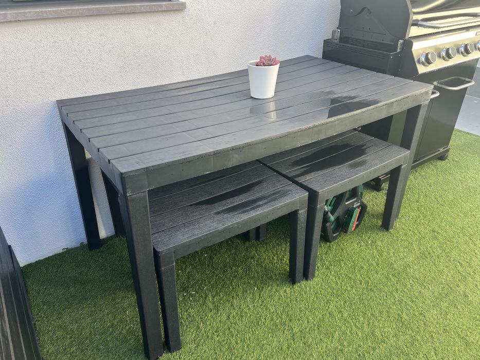 Mesa + 4 Cadeiras Exterior