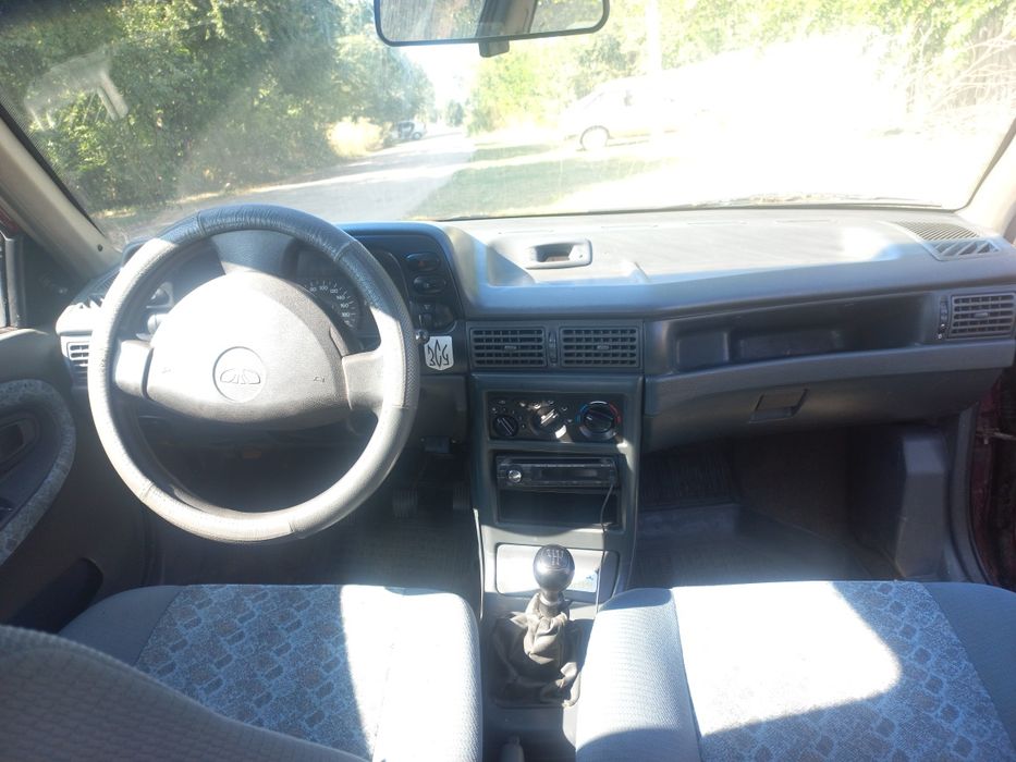 Део нексія 2007 рік газ-бензин