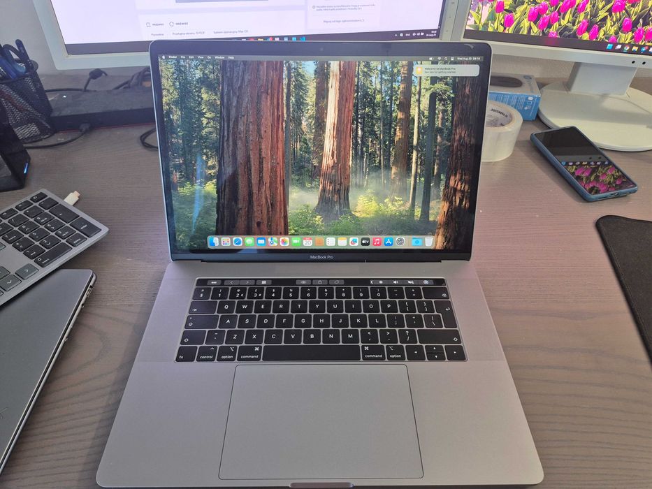 Apple Macbook PRO A1990 | i7-8850H | AMD PRO 560X | 512SSD |