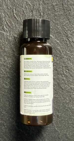 Lakier przeciwgrzybiczy do paznokci zniszczonych Teseu