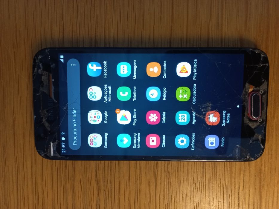 Samsung J3 2017 - ecrã partido mas funcional