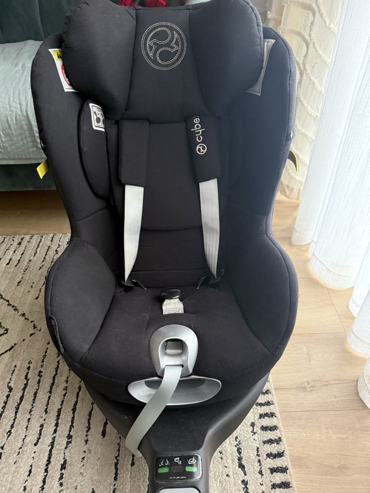 Fotelik Cybex  Sirona z 2 czarny