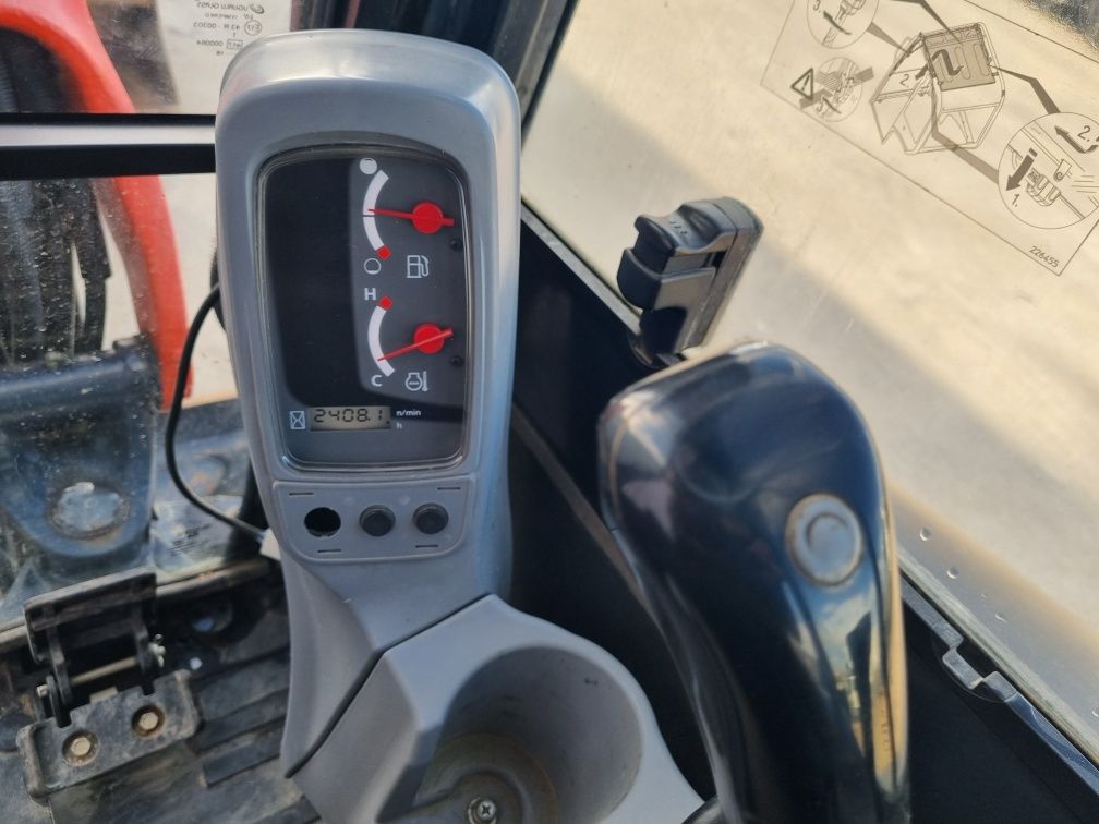 Kubota U27- 2018