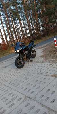 Yamaha Fazer 600