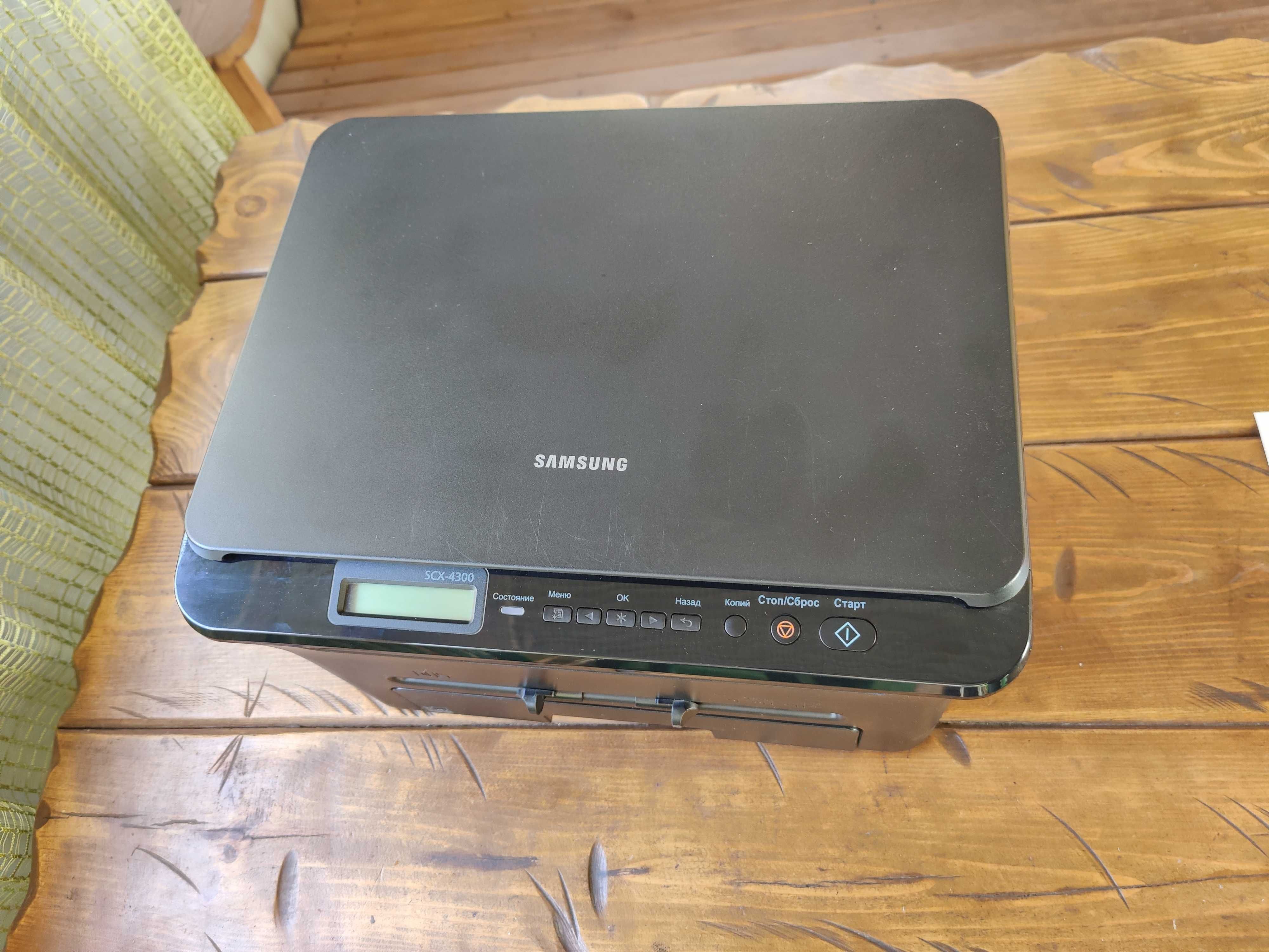 Продам МФУ Samsung SCX-4300
