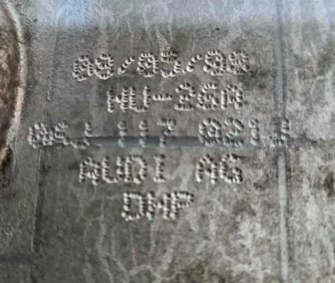 Łapa podstawa mocowanie filtra oleju alternatora 1.8 2.0 TFSI AUDI