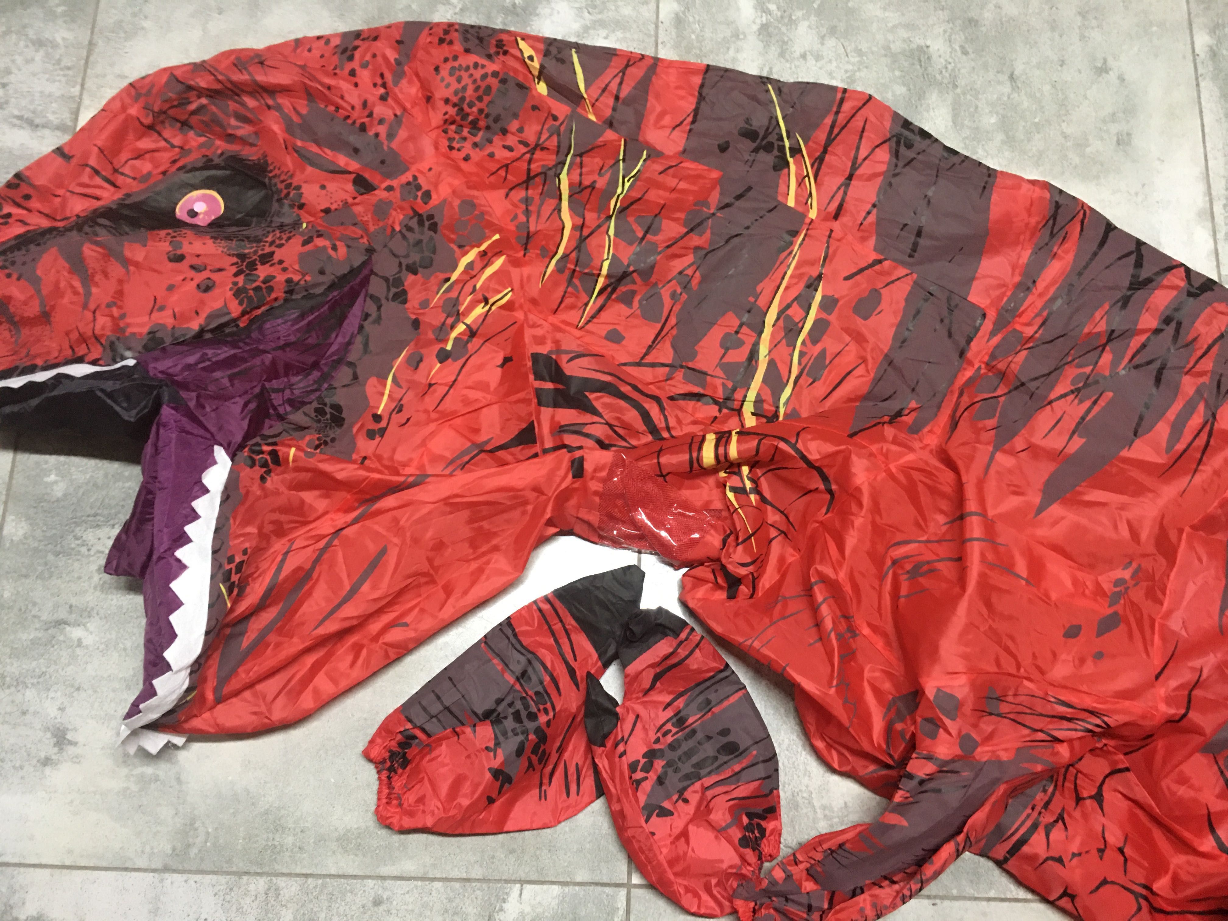 Gigantyczny kostium dinozaura nadmuchiwany strój