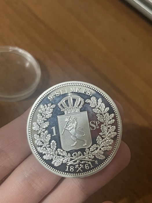 Продам монету NORSKO. 1 Speciedaler, 1861. Replika.