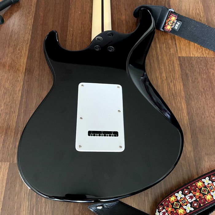 Cort G200 BLK Gitara Elektryczna Stratocaster