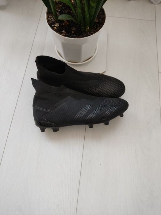 Нові бутси Adidas predator 20.3 demonscale