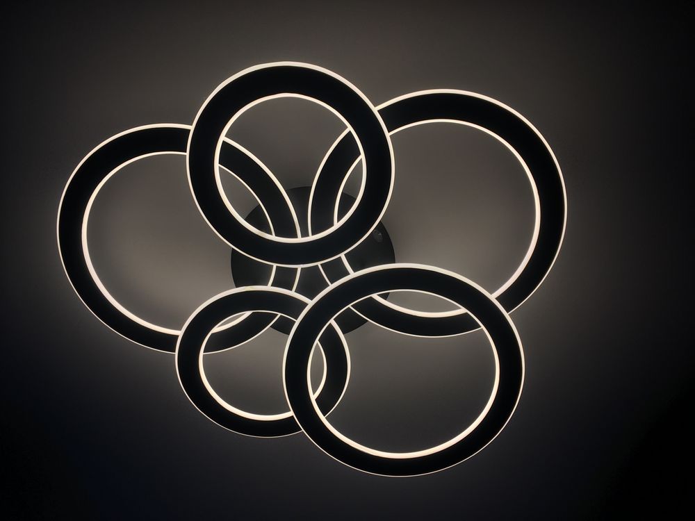 Lampa led Ohio piękna