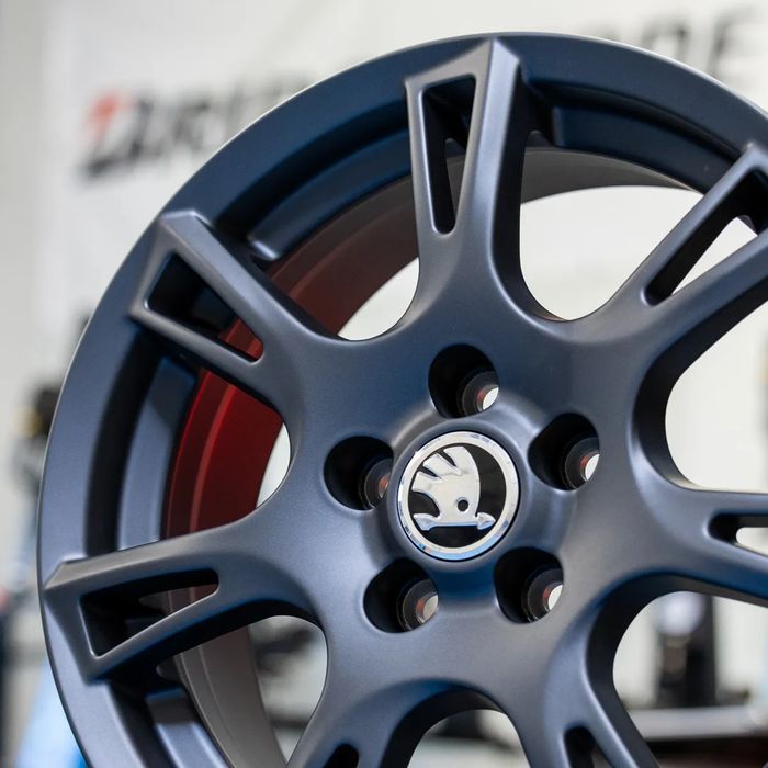 NOWE ORYGINALNE Felgi aluminiowe 15"  Skoda Fabia Rapid Scala Roomster