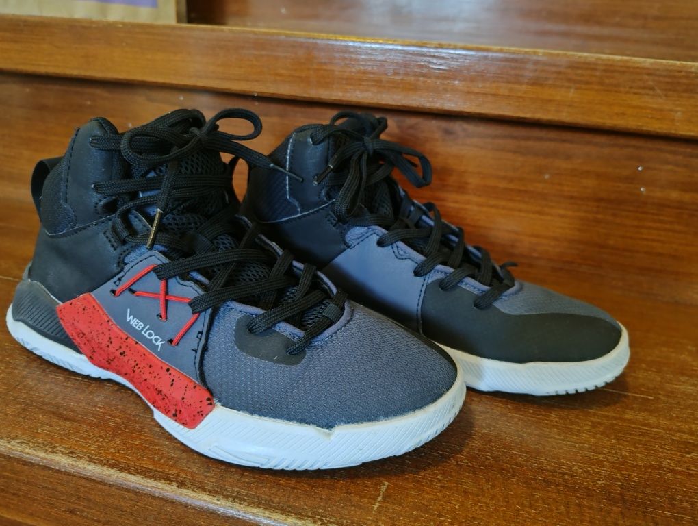 Buty do koszykówki Tarmak Protect 100 Decathlon - jak nowe