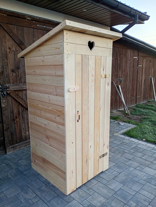 Wychodek toaleta drewniana WC ogrodowe szalet kibel na działkę budowę