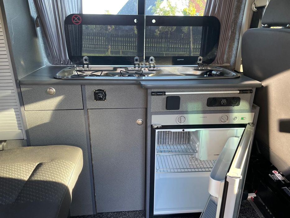 Volkswagen t5 2012 2.0 140km california kamper