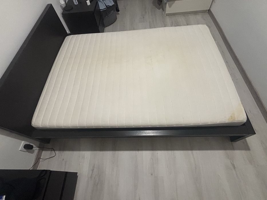 Cama Casal com Colchão | 200x140 | Ikea Malm