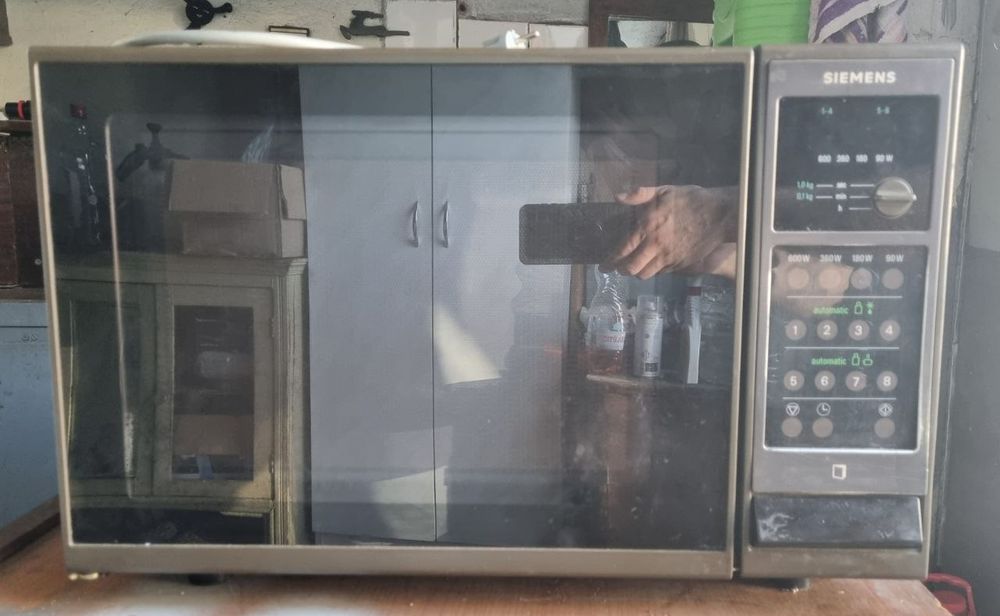 Продам мікрохвильовку Siemens