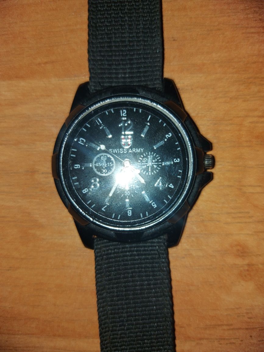 Наручные часы Tissot 1853 T461, Festina, Swiss Army