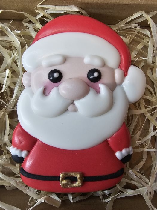 Mikołaj w pudełku z okienkiem