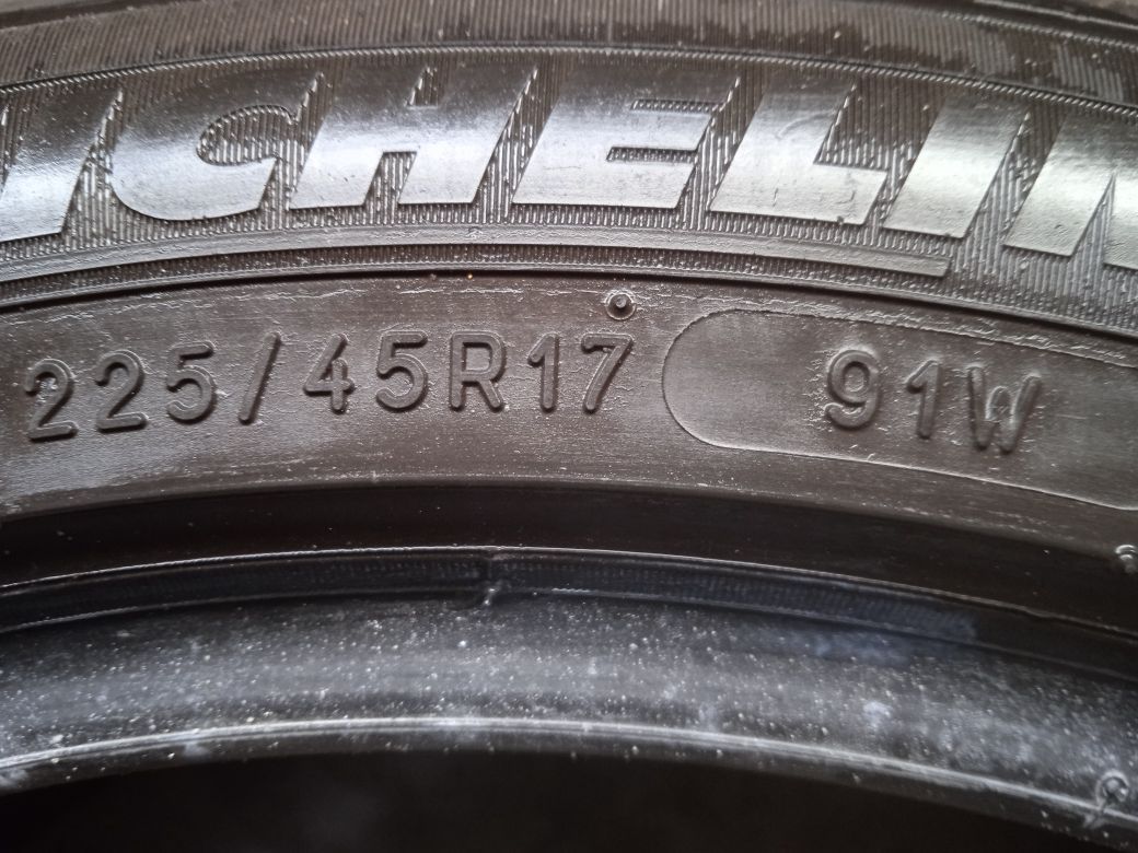 Opony letnie Michelin 225/45R17