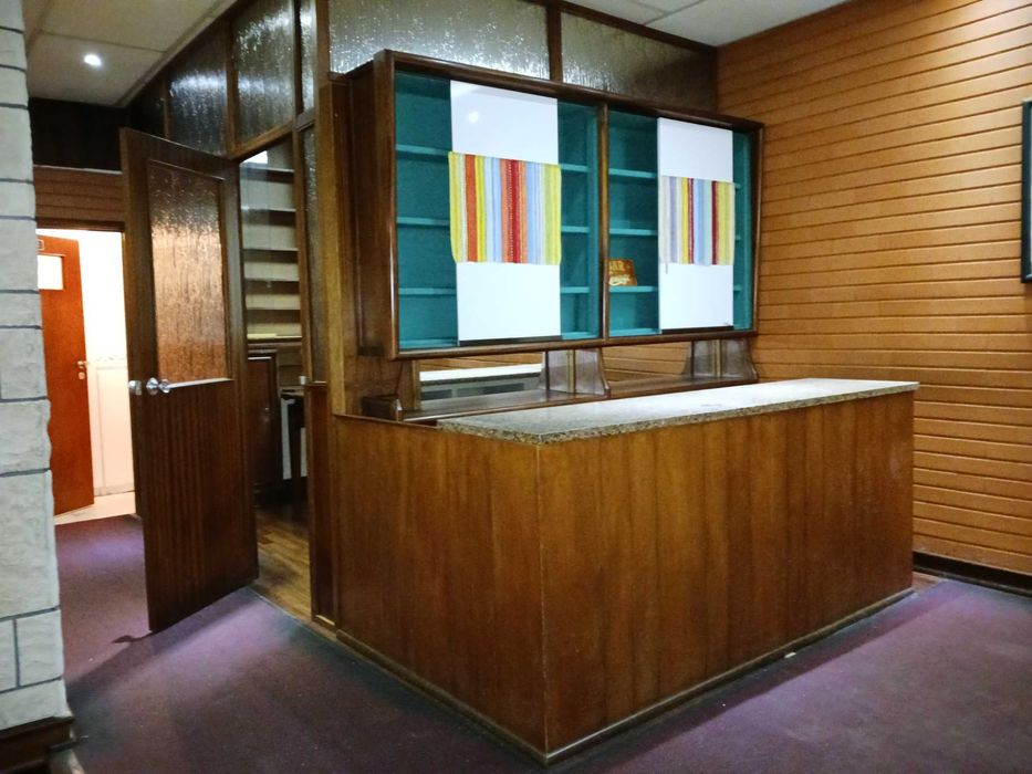 Salão escritório estúdio loja c/Ar Condicionado no centro de Ermesinde