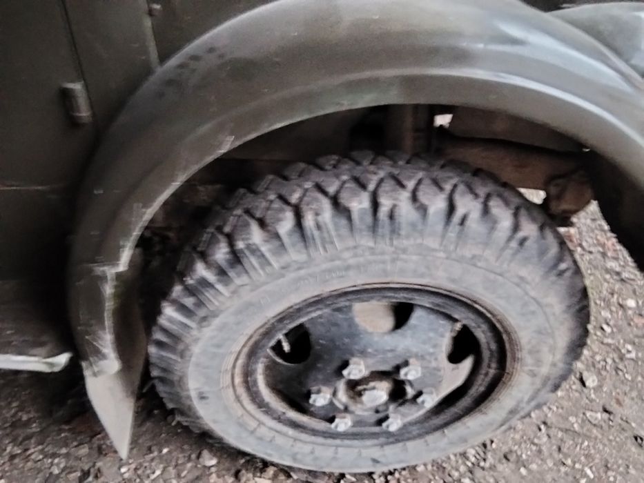 Газ 51 на ходу .