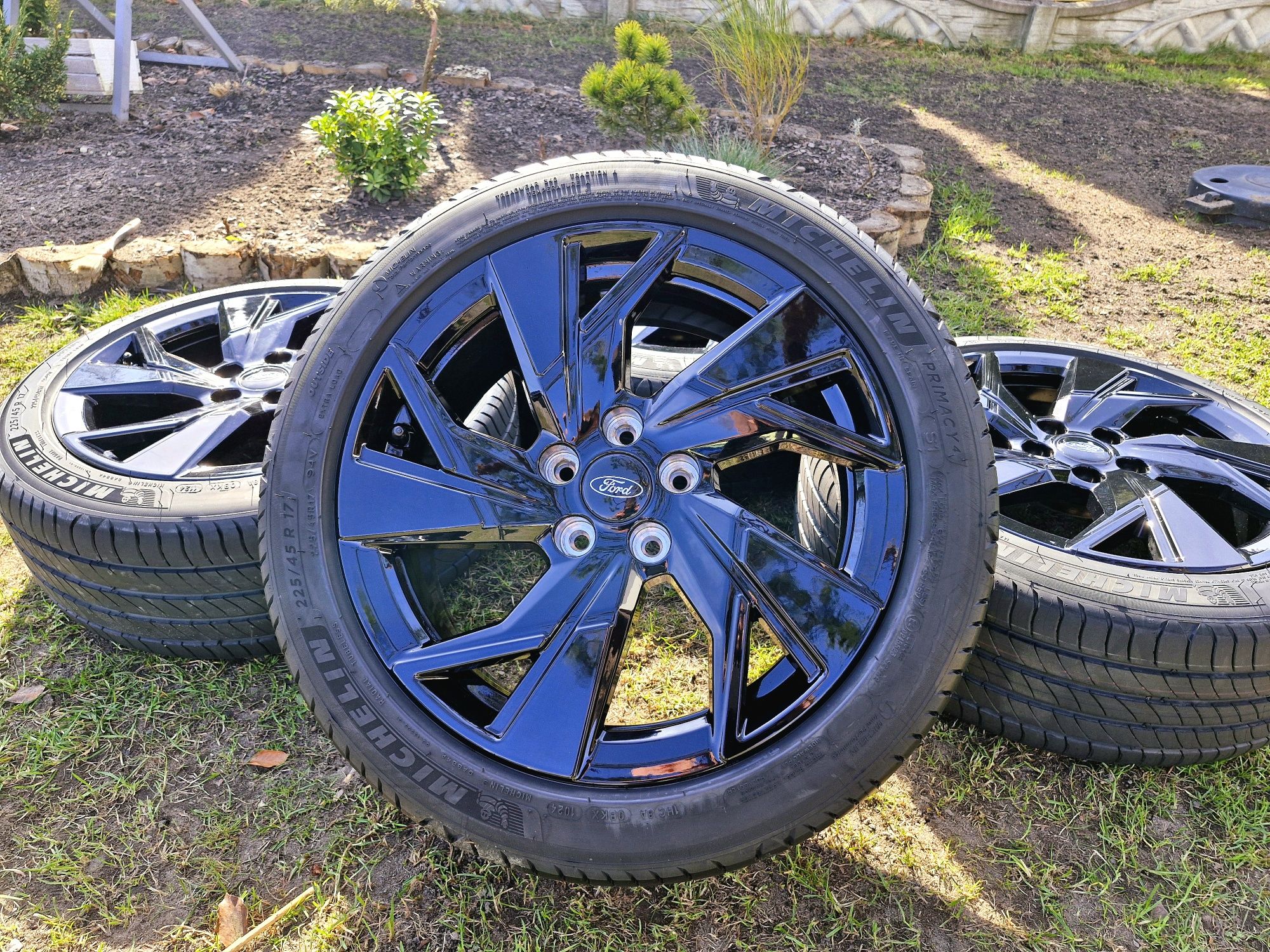 Nowe koła letnie Ford Volvo 17" 5x108 Michelin 225/45 17R
