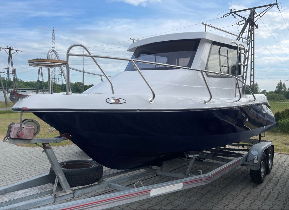 Łodź kabinowa marinboat samba long + honda bf75