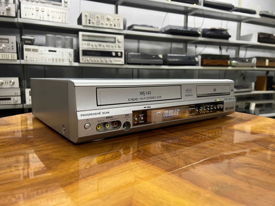 Nagrywarka VHS i odtwarzacz DVD Orion VDR-4003 XSI Audio Room