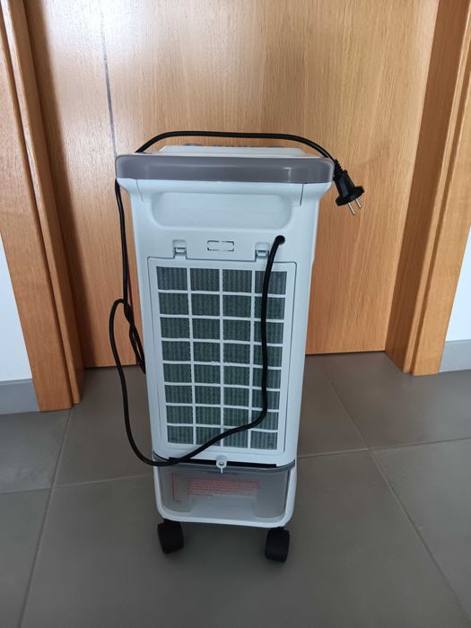 Climatizador e purificador ar