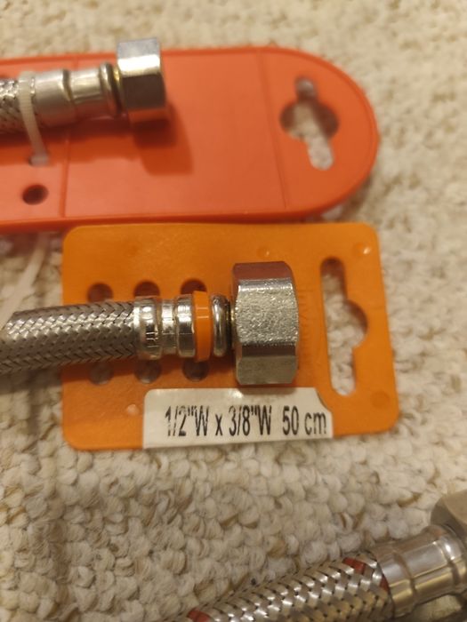 Wężyki przyłączeniowe do baterii