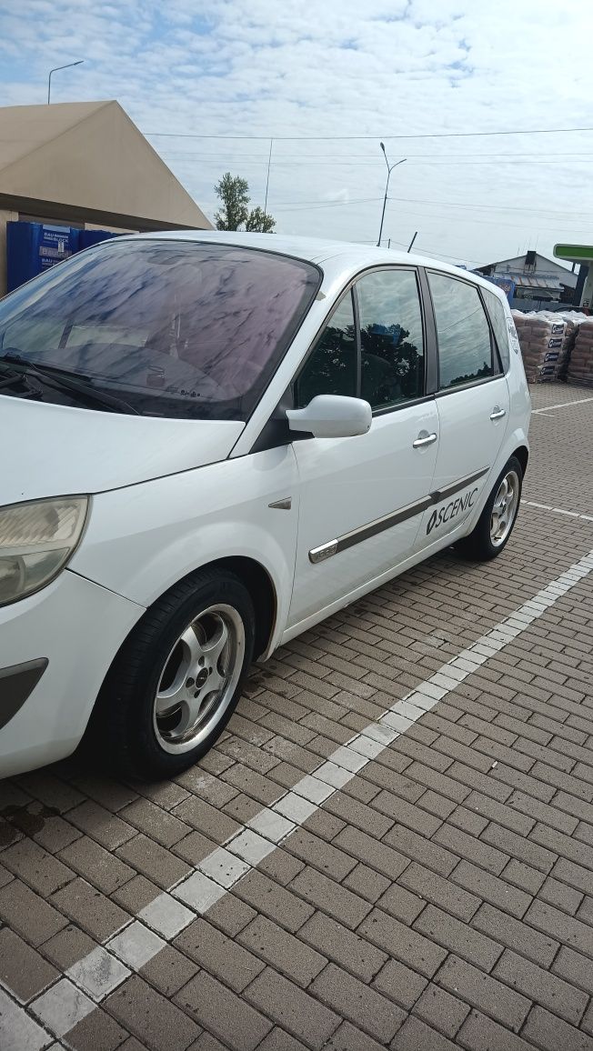 Renault Scenic 2 1.9dCi