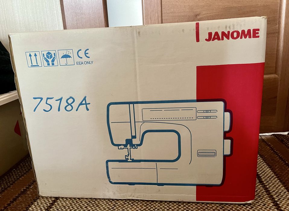 Швейна машина Janome 7518 A