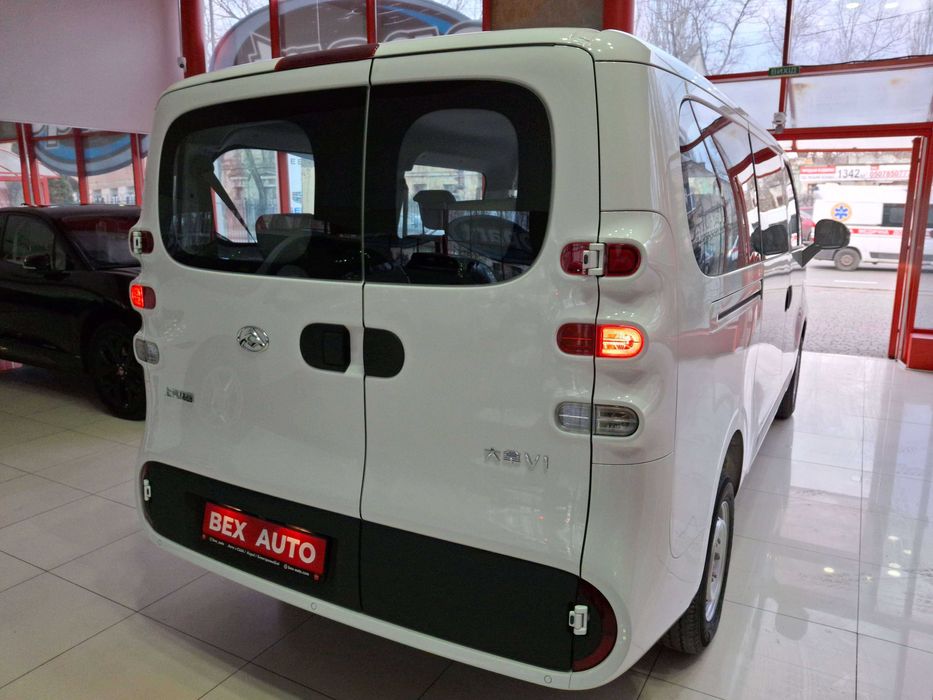 Maxus Dana V1 2024