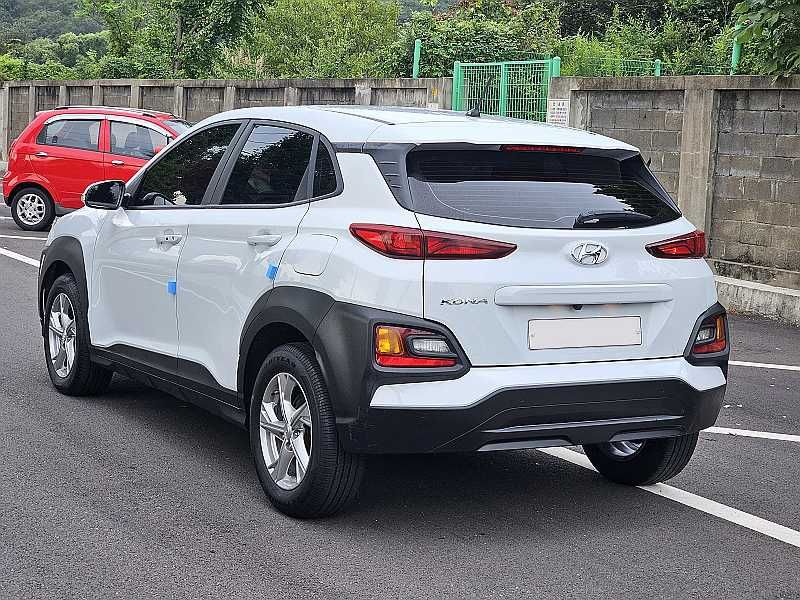 Автомобіль Hyundai Kona 2020 року