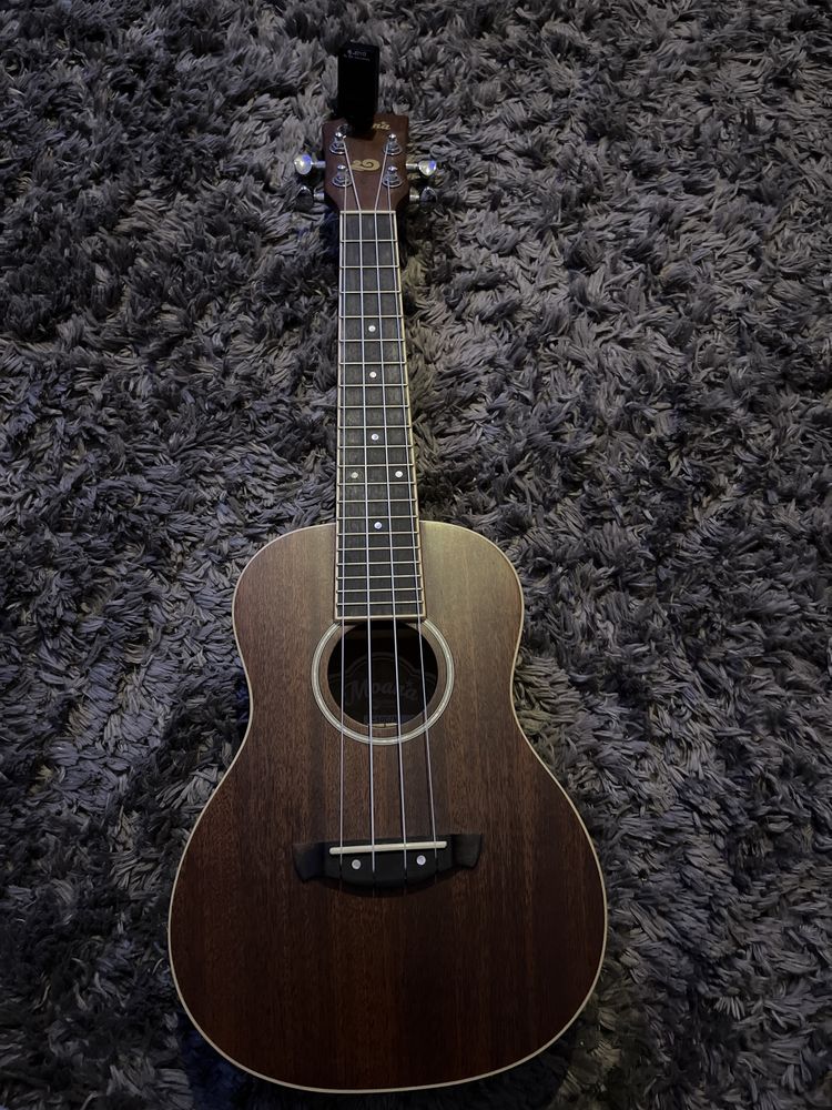 Ukulele Moana zadbane drewniane