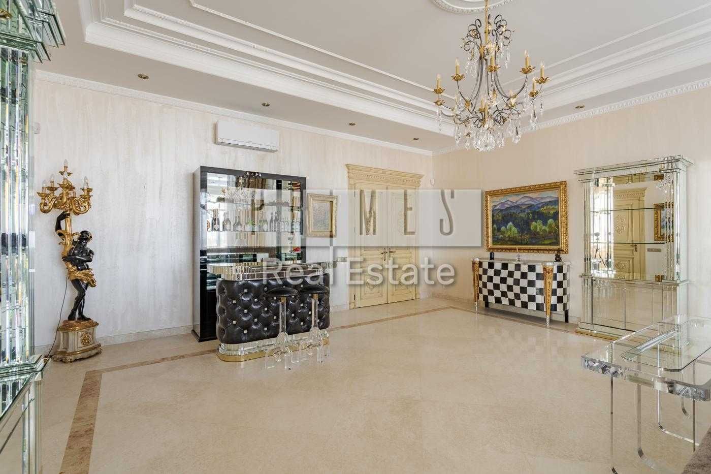 Аренда 3к квартиры 245м2, ул. Паторжинского, 14, Центр