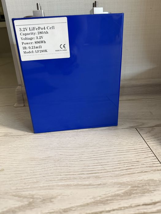 Залізофосфатний акумулятор