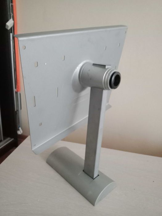 КРОНШТЕЙН для телевізора або монітора