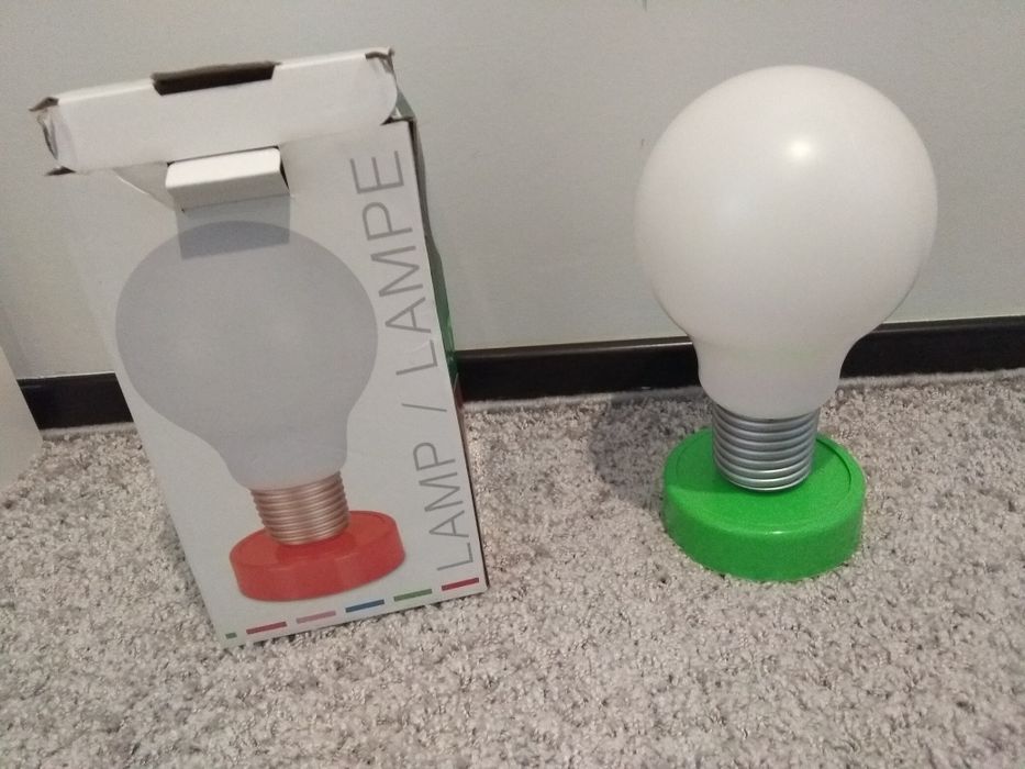 Lampka w kształcie żarówki nowa fajny prezent