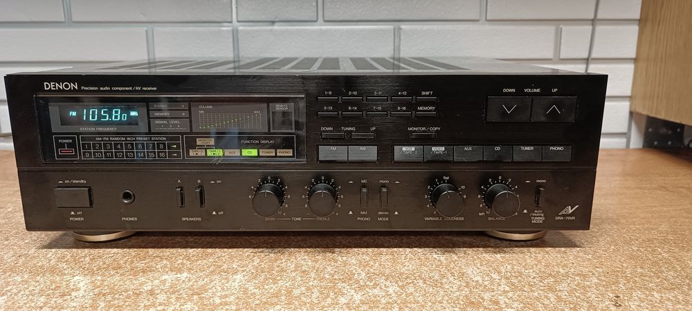 Amplituner stereo DENON DRA-75VR. Japan. Vintage