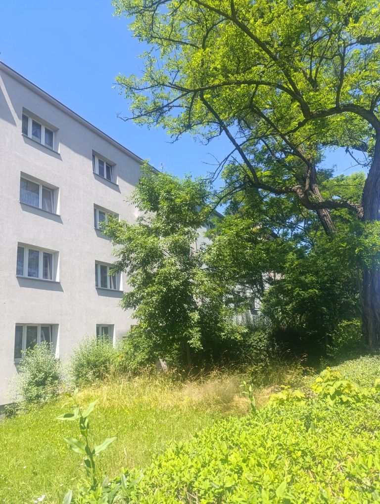 W centrum, duża, gotowa do wejścia kawalerka
