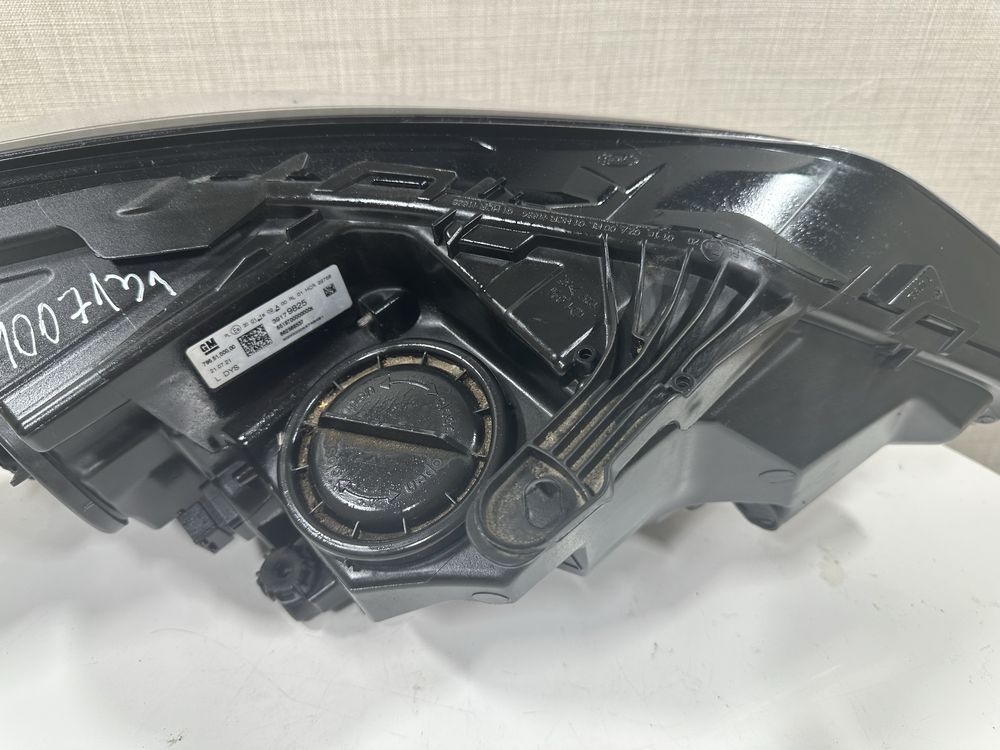 Фара передняя левая Opel Astra K [ 2019 2020 2021 г. ] 39179825