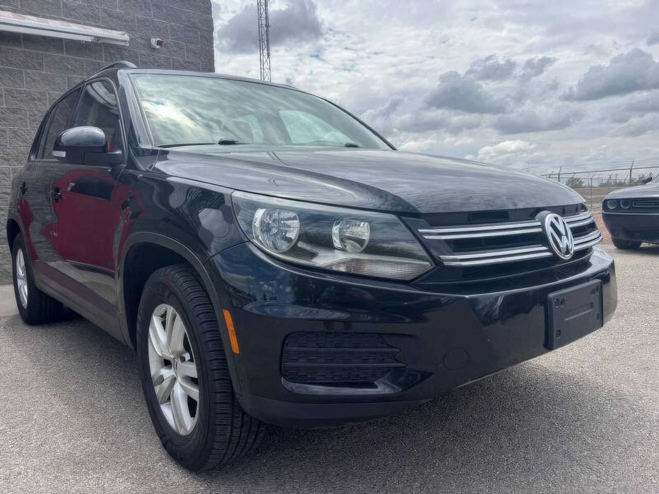 Volkswagen Tiguan      2016