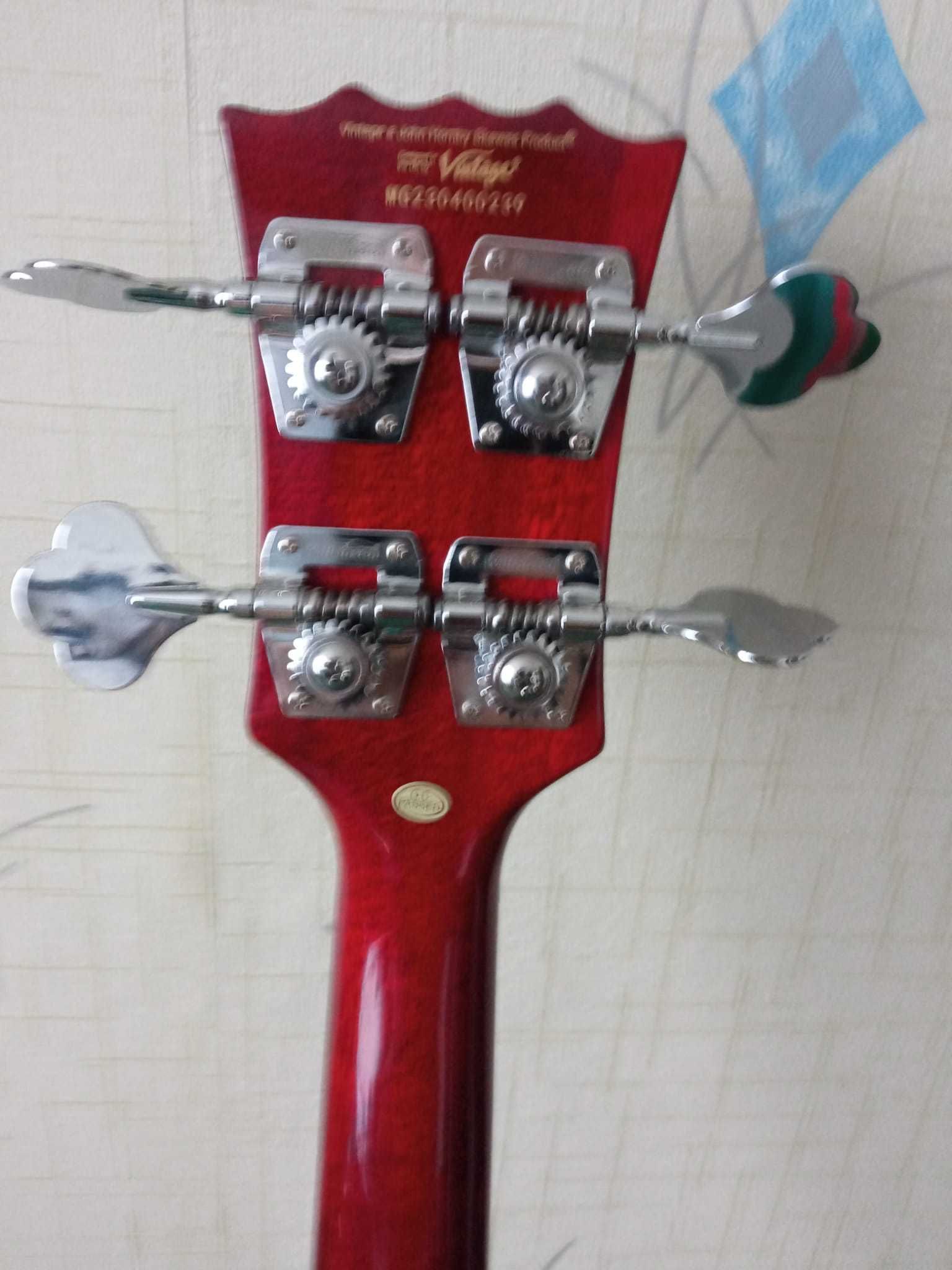 VINTAGE VS 4 CR Gitara basowa  (short scale )