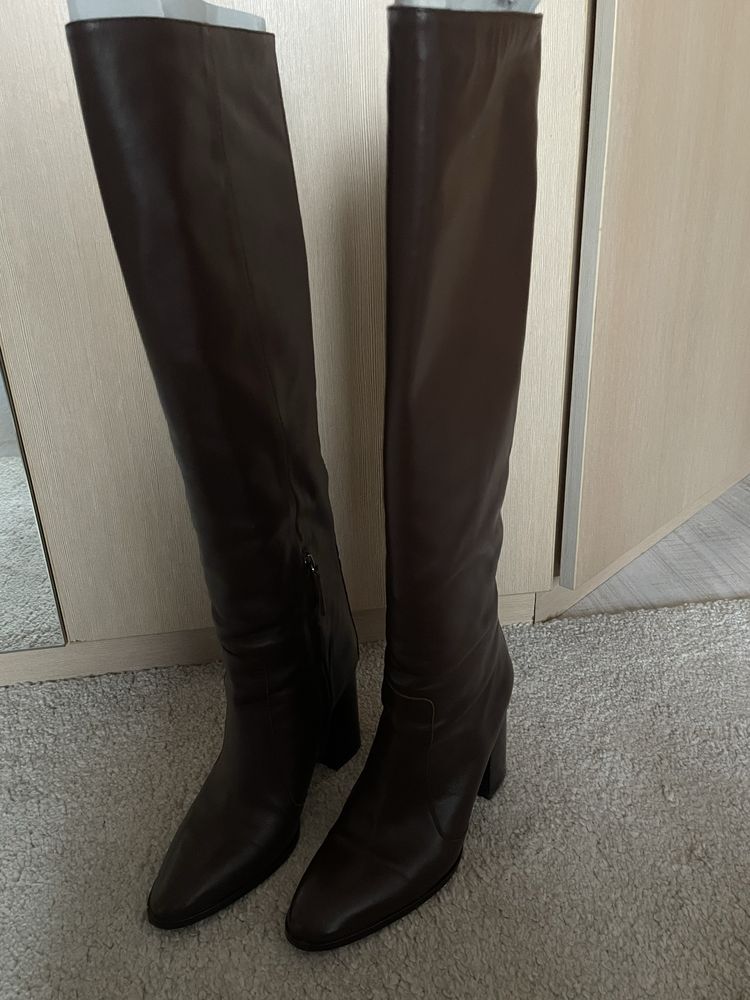 Kozaki marki Massimo Dutti